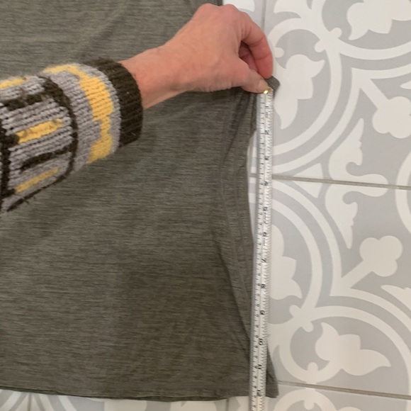 Lululemon Grey Tank - Picture 10 of 10